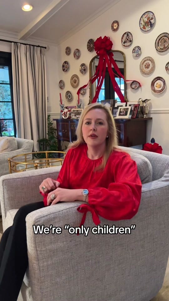 Post 10 by Anna-Lee on TikTok (video)