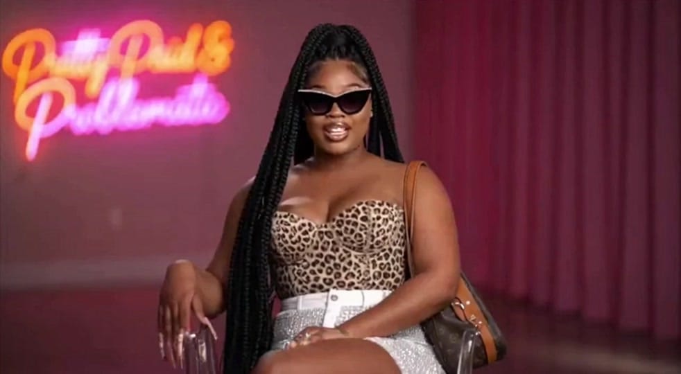 Post 2 by Ashantii on TikTok (video)