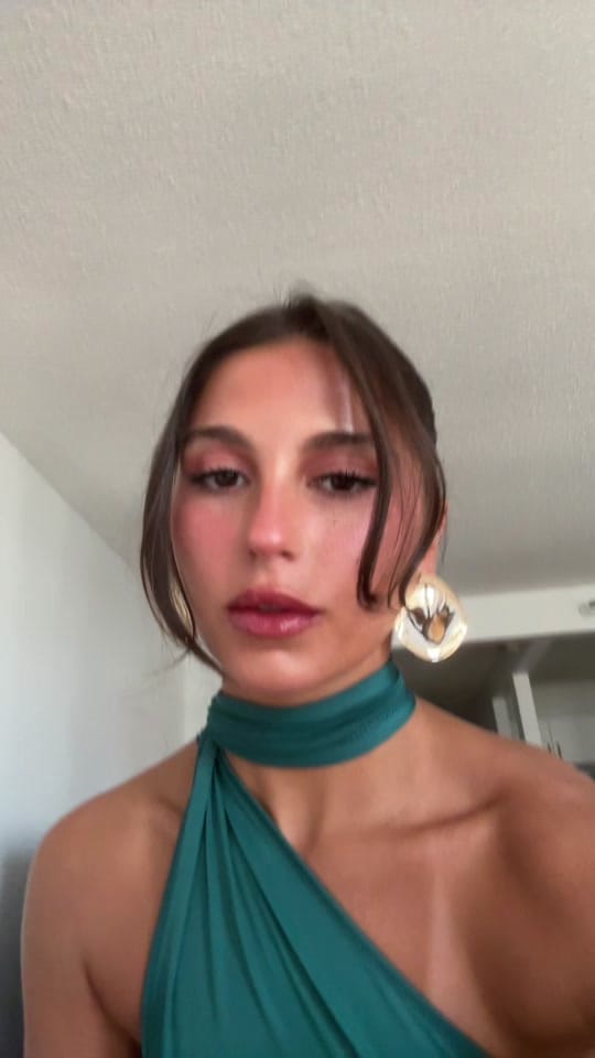 Post 10 by jackelineathanas on TikTok (video)
