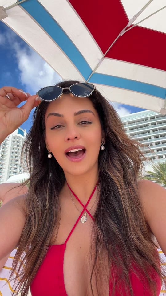 Post 4 by Leyla.and.twins on TikTok (video)