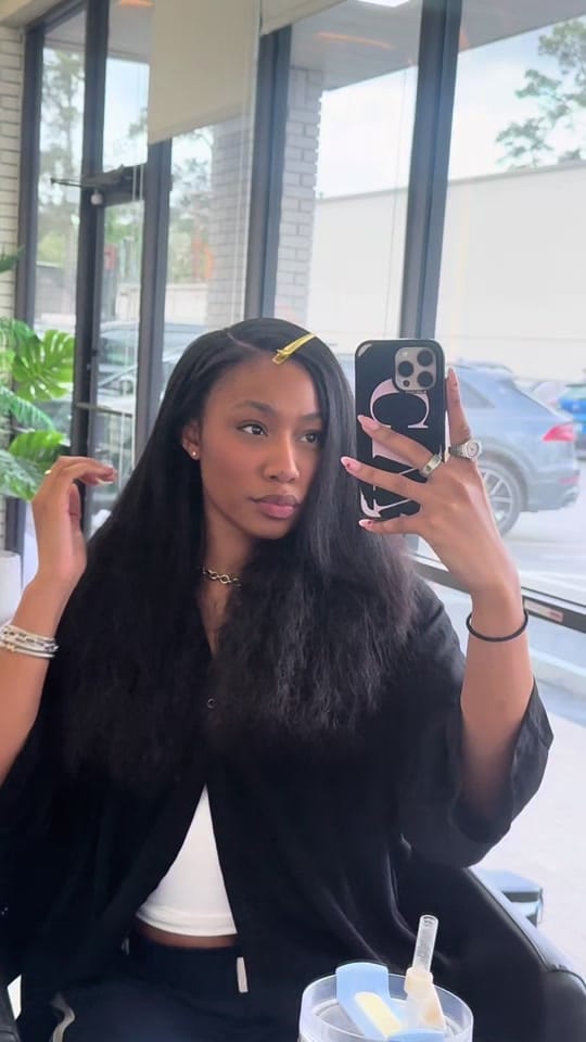 Post 6 by Cyra Riley on TikTok (video)