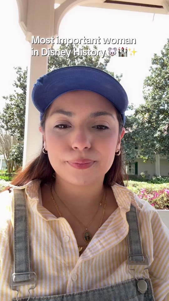 Post 1 by Robin Lee on TikTok (video)