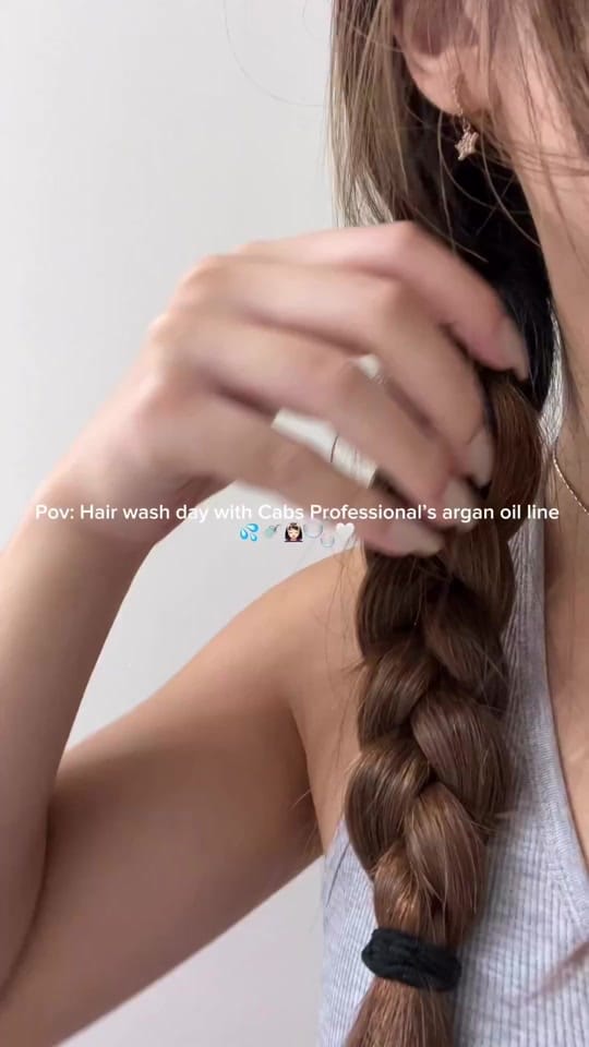 Post 10 by Cab's Beauty on TikTok (video)