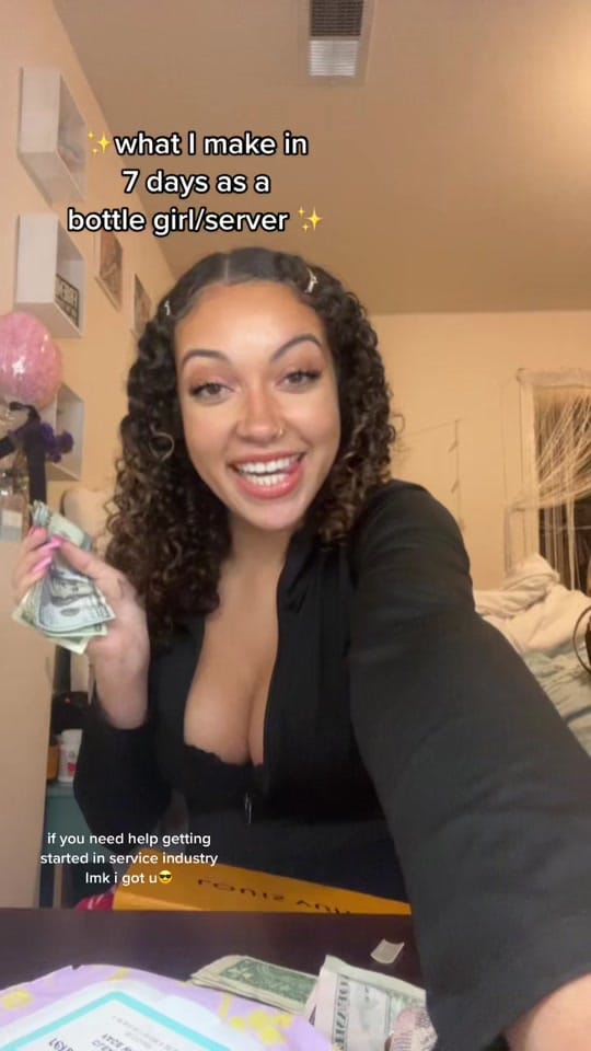Post 10 by lifeofjulia on TikTok (video)