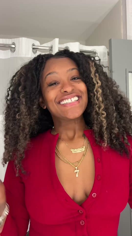 Post 7 by Courtney Lynea on TikTok (video)