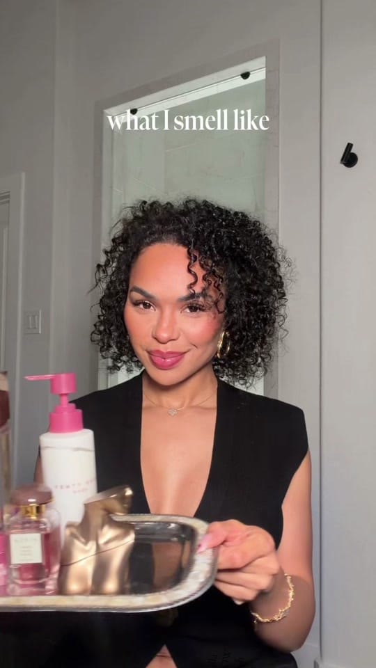 Post 7 by veronicaellisxo on TikTok (video)
