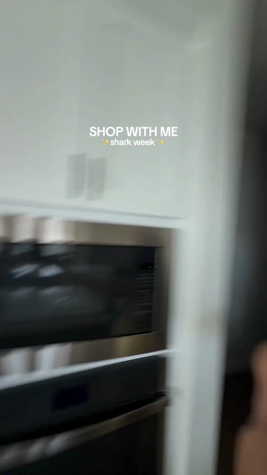 Post 6 by veronicaellisxo on TikTok (video)