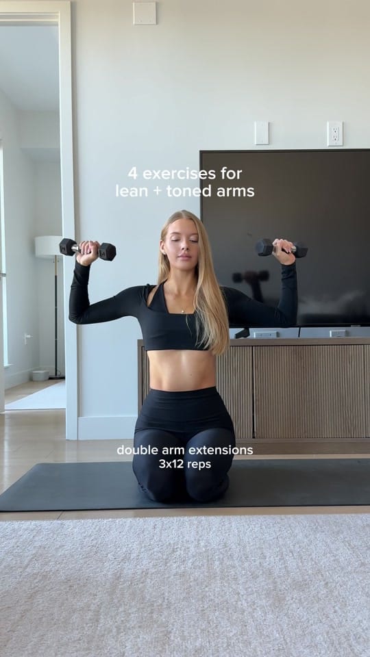 Post 3 by Rachel Andrews on TikTok (video)