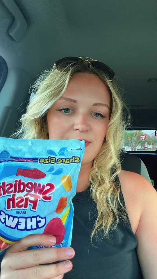 Post 4 by Chloe on TikTok (video)