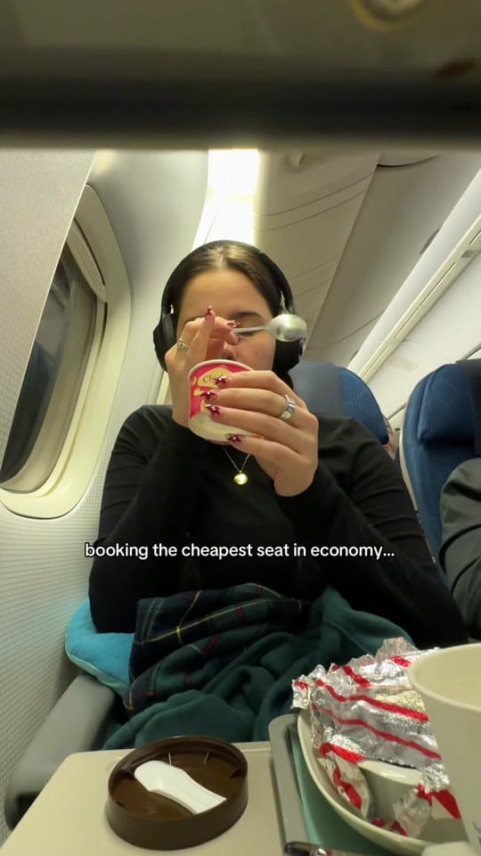 Post 8 by emma on TikTok (video)