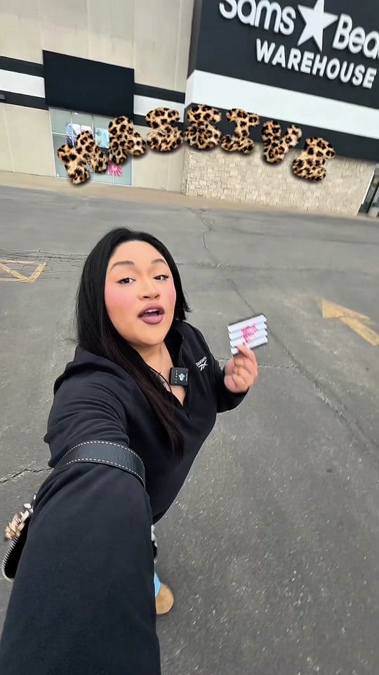 Post 8 by JenniferVee💓 on TikTok (video)