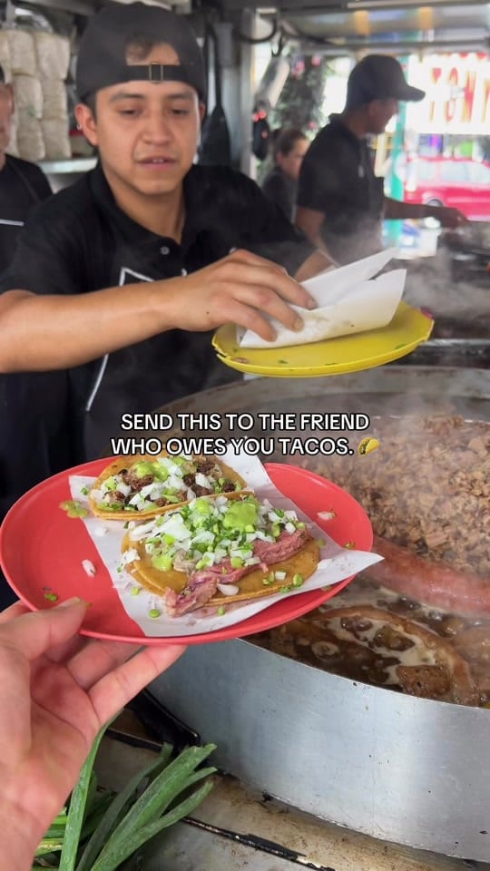 Post 3 by Club Tengo Hambre on TikTok (video)