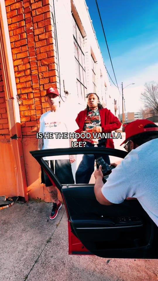 Post 4 by @1whitechocolate2x on TikTok (video)
