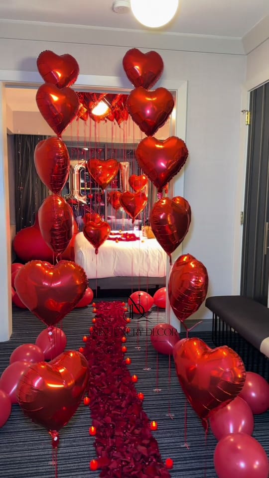 Post 4 by NINILUXURYDECOR on TikTok (video)