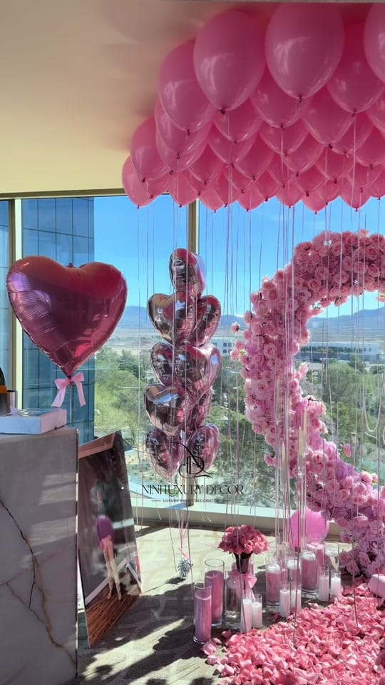 Post 7 by NINILUXURYDECOR on TikTok (video)