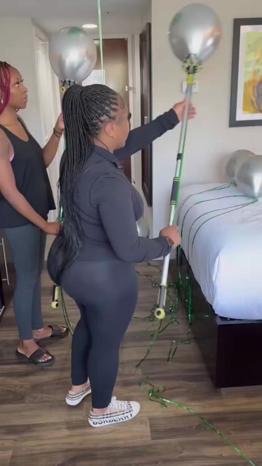 Post 10 by NINILUXURYDECOR on TikTok (video)