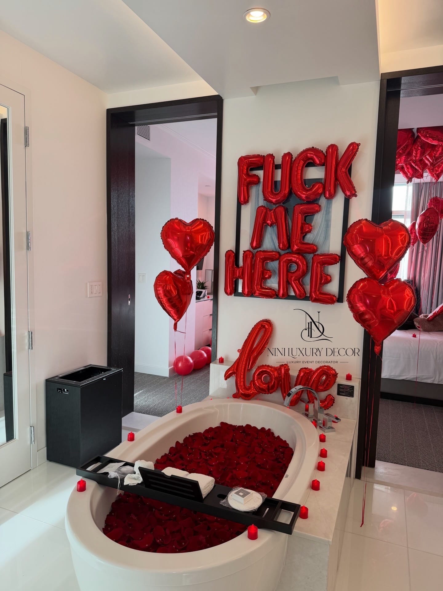Post 3 by NINILUXURYDECOR on TikTok (video)