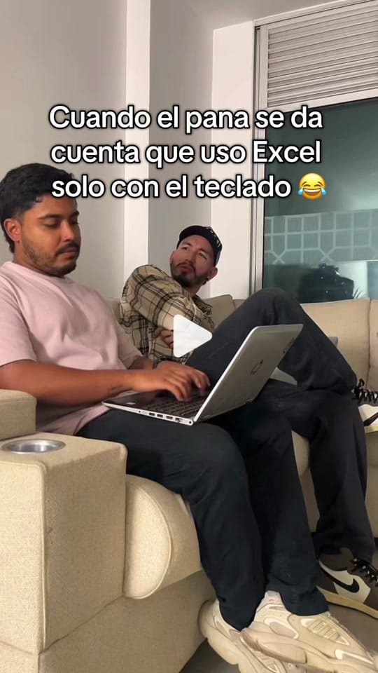 Post 2 by George | Análisis de Datos IA on TikTok (video)