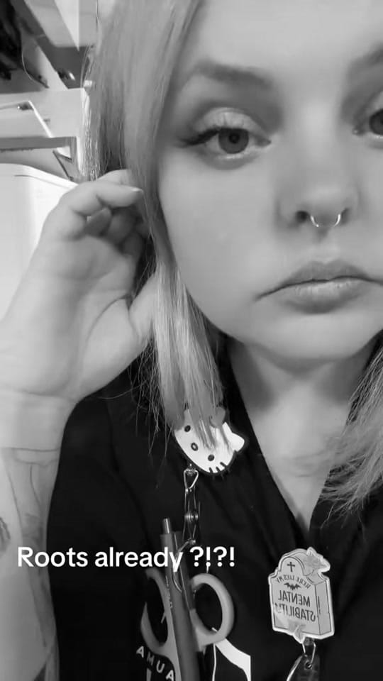 Post 4 by Maria on TikTok (video)