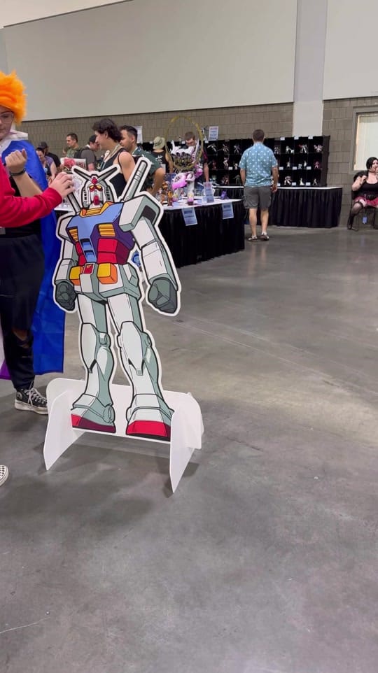 Post 7 by MomoCon Official on TikTok (video)