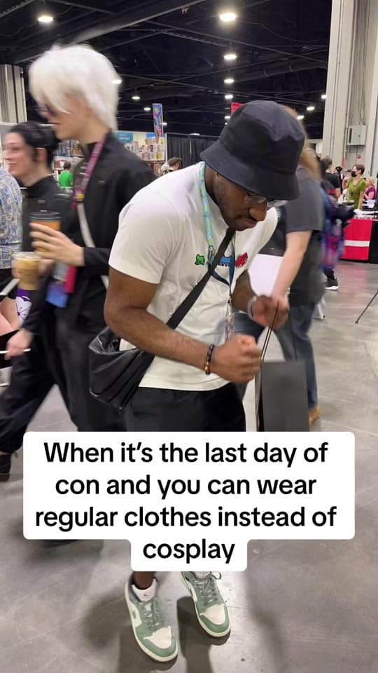 Post 2 by MomoCon Official on TikTok (video)