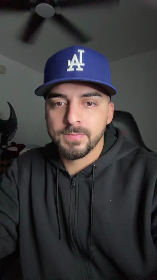 Post 6 by Angel Torres on TikTok (video)