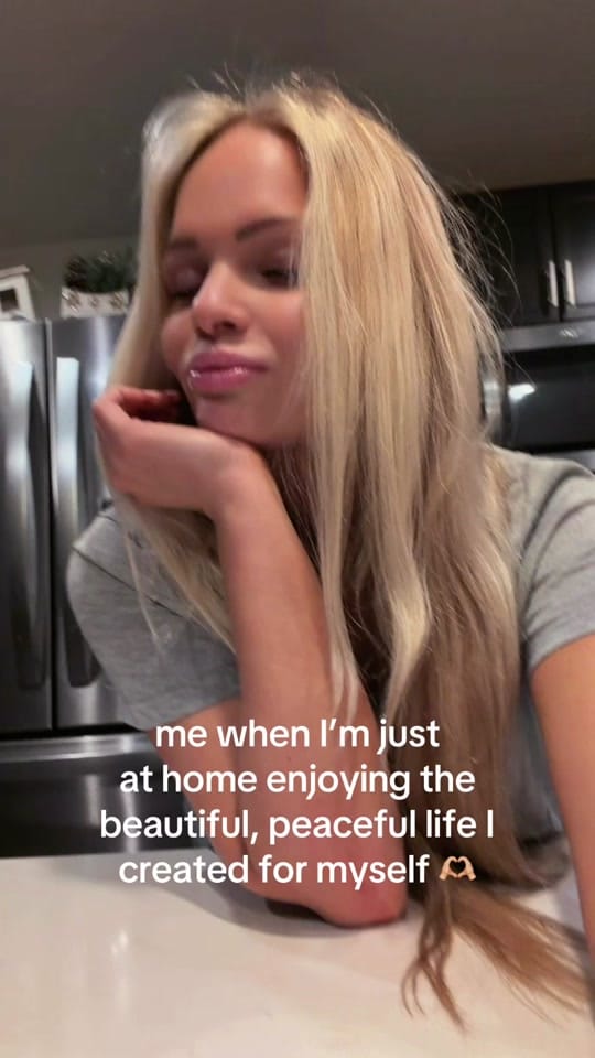 Post 3 by Hanna 💛💙 on TikTok (video)