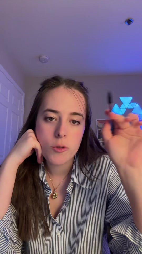 Post 1 by Carina on TikTok (video)