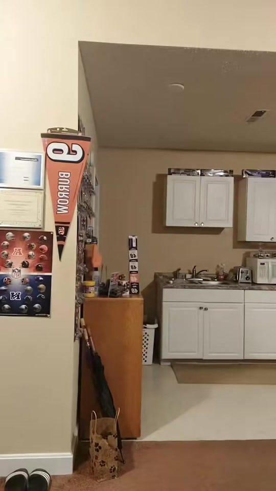 Post 4 by Stephen Johnson on TikTok (video)
