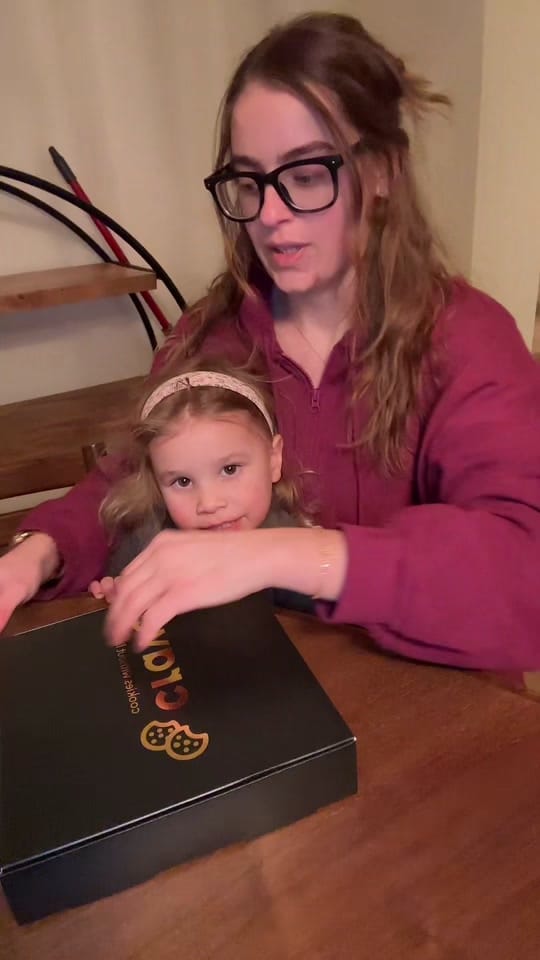 Post 7 by uzimeg on TikTok (video)