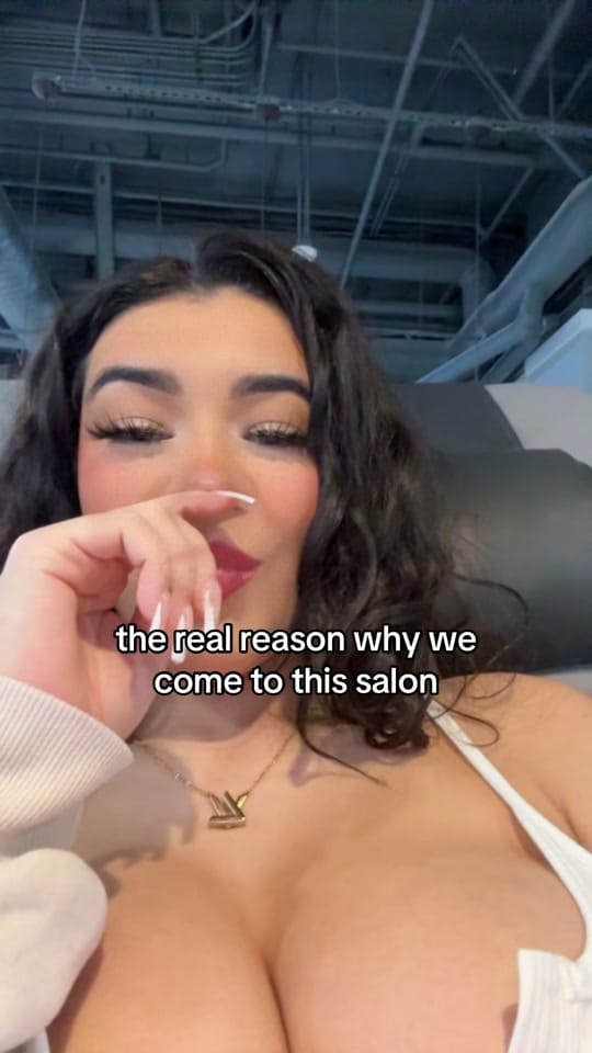 Post 4 by Anisa Santiago on TikTok (video)