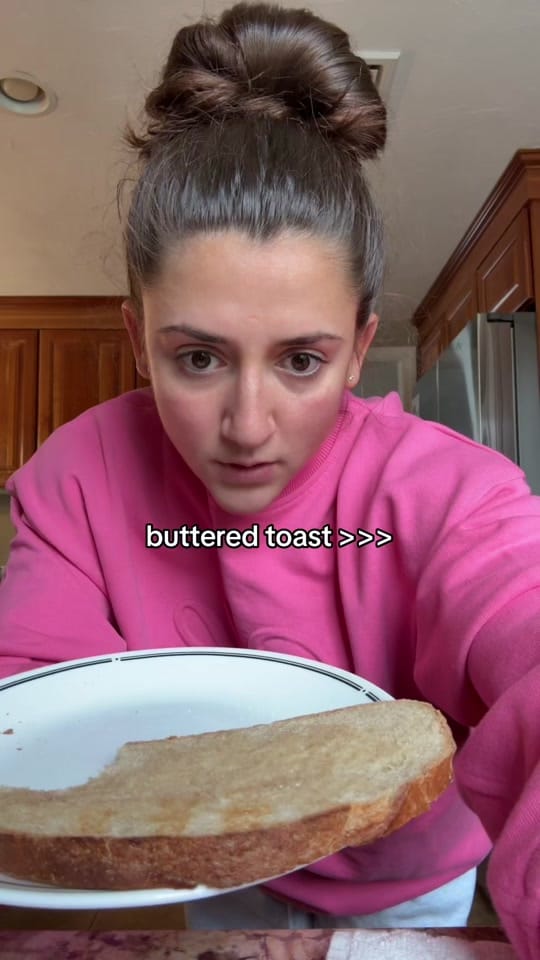 Post 5 by KAT POULOPOULOS on TikTok (video)