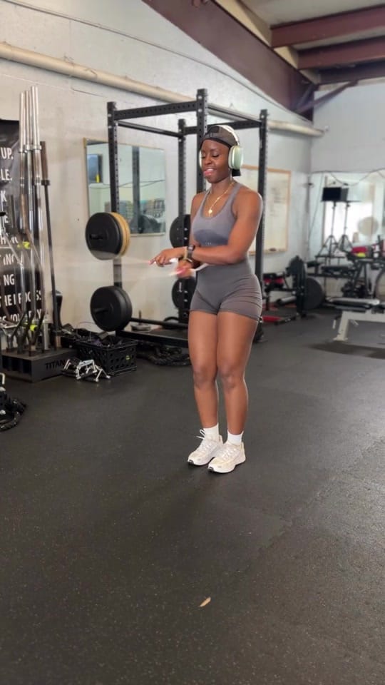 Post 8 by V Marie Fit on TikTok (video)
