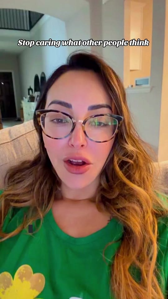 Post 7 by Maria | Fashion & Lifestyle on TikTok (video)