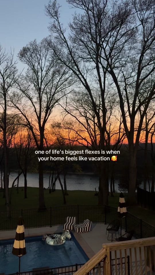 Post 1 by Deidre | luxe & low-key travel on TikTok (video)