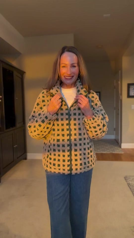 Post 10 by Kelly Saunders on TikTok (video)
