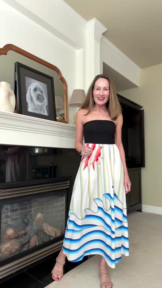 Post 2 by Kelly Saunders on TikTok (video)