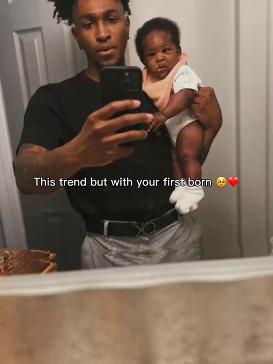 Post 4 by Girllookatdee on TikTok (video)