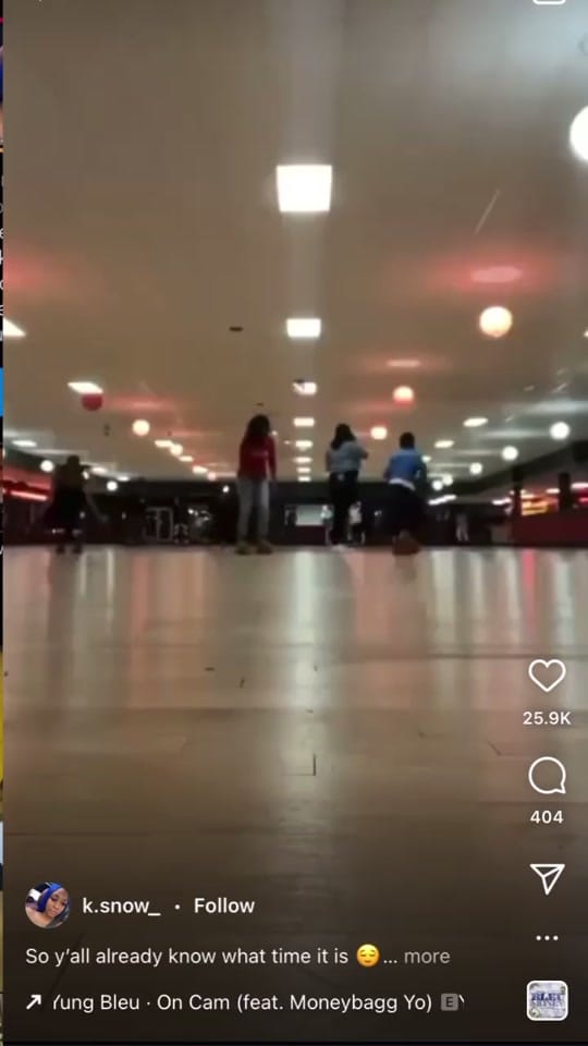 Post 10 by Girllookatdee on TikTok (video)