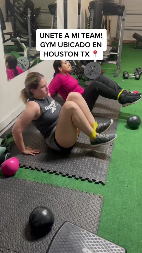 Post 6 by Vane Fit on TikTok (video)