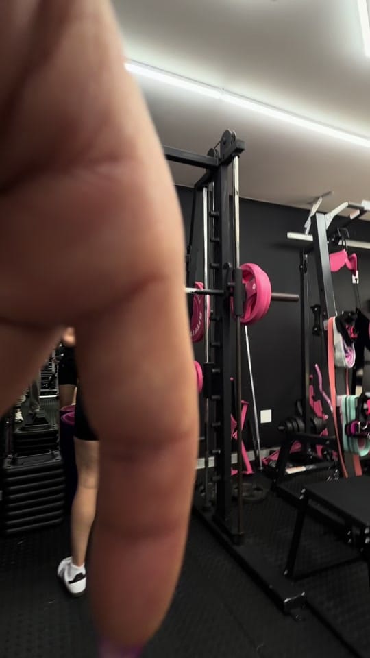 Post 1 by Vane Fit on TikTok (video)