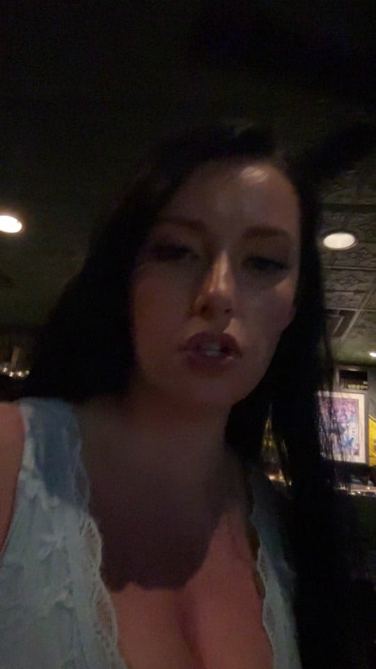 Post 2 by Alexandra on TikTok (video)