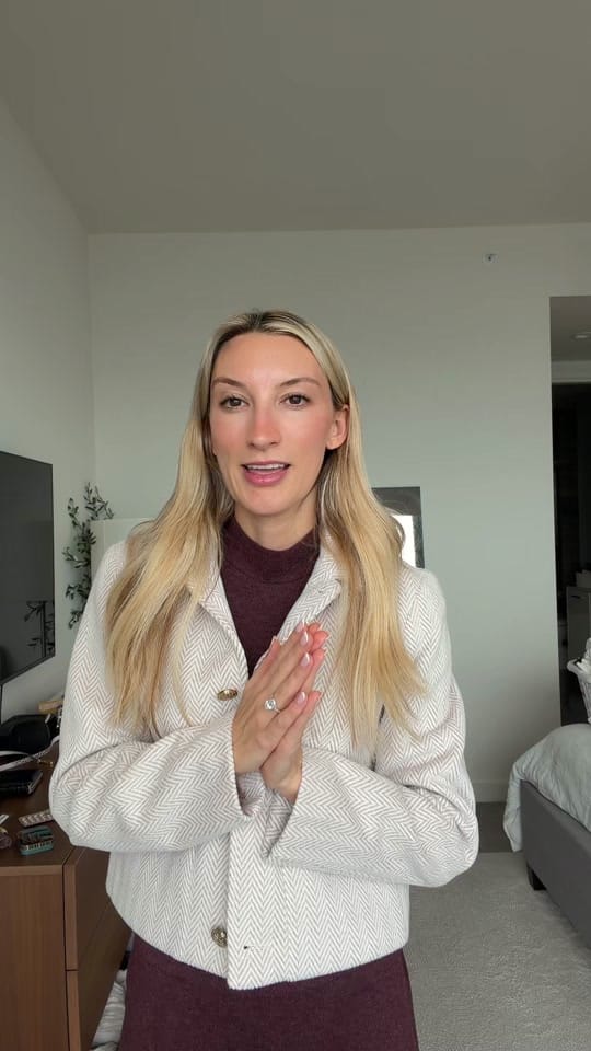 Post 7 by Alex Best on TikTok (video)