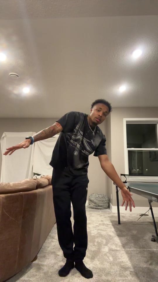 Post 1 by Datboyvon🦈 on TikTok (video)