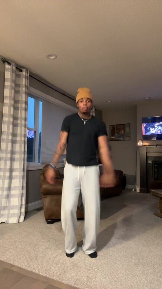 Post 2 by Datboyvon🦈 on TikTok (video)