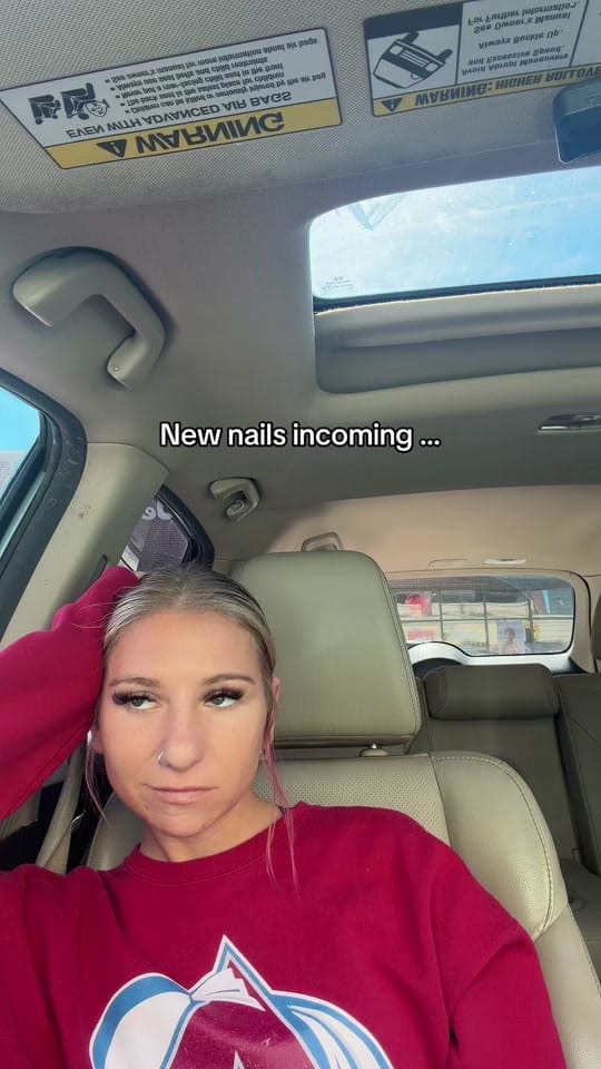 Post 1 by Ana West 🐥 on TikTok (video)