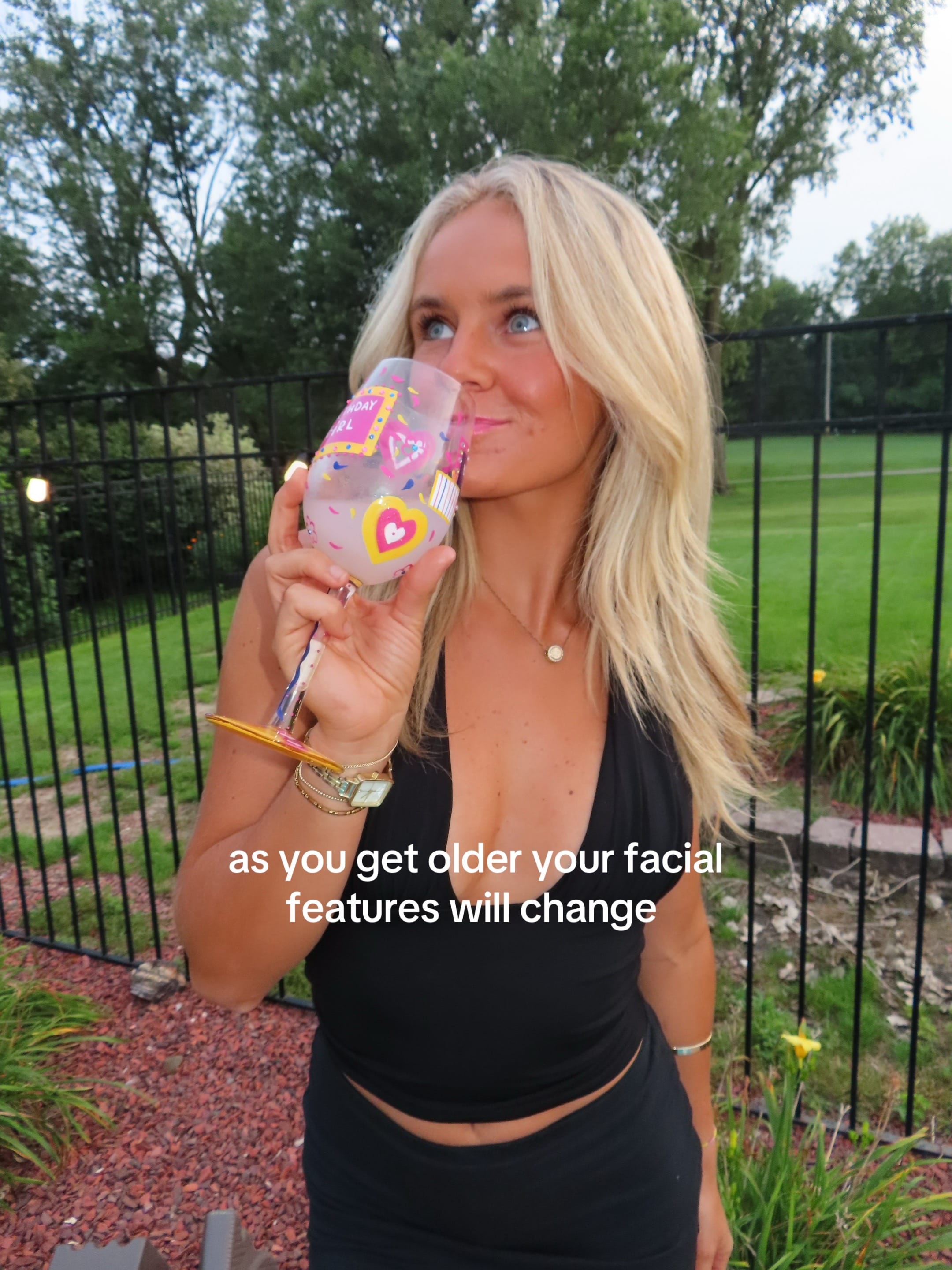 Post 3 by sophiajungling on TikTok (video)