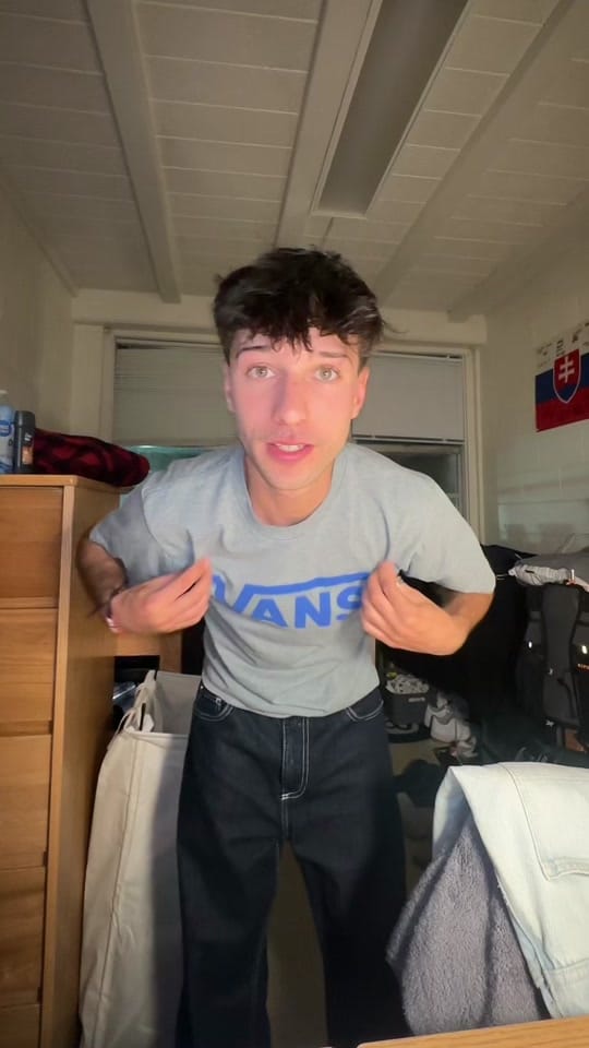 Post 2 by том on TikTok (video)