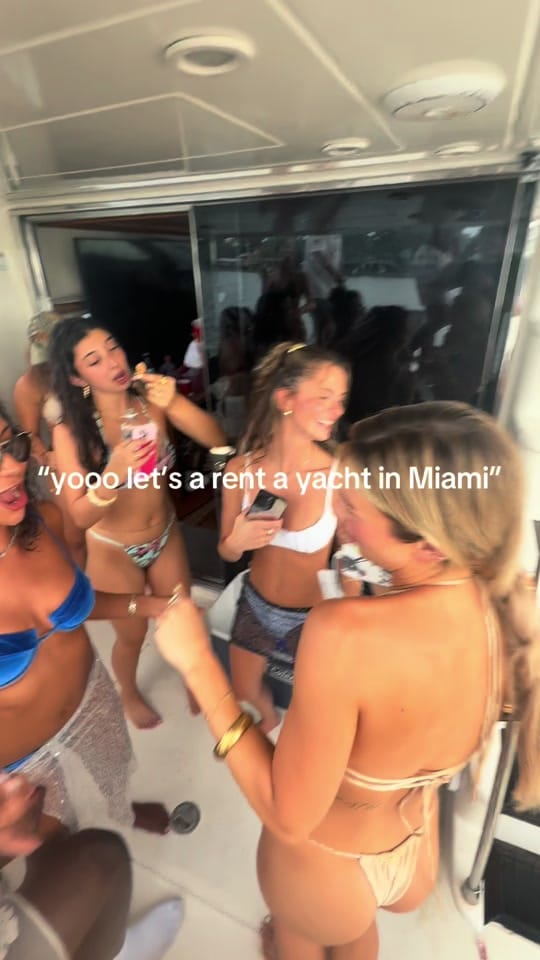 Post 7 by nikkymiami |Travel | Nightlife on TikTok (video)