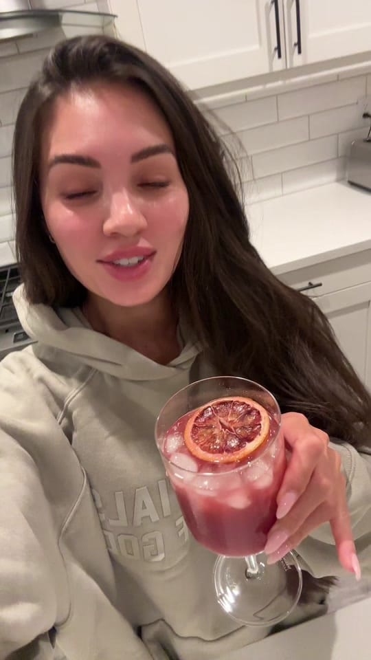 Post 10 by Ashley Flores on TikTok (video)